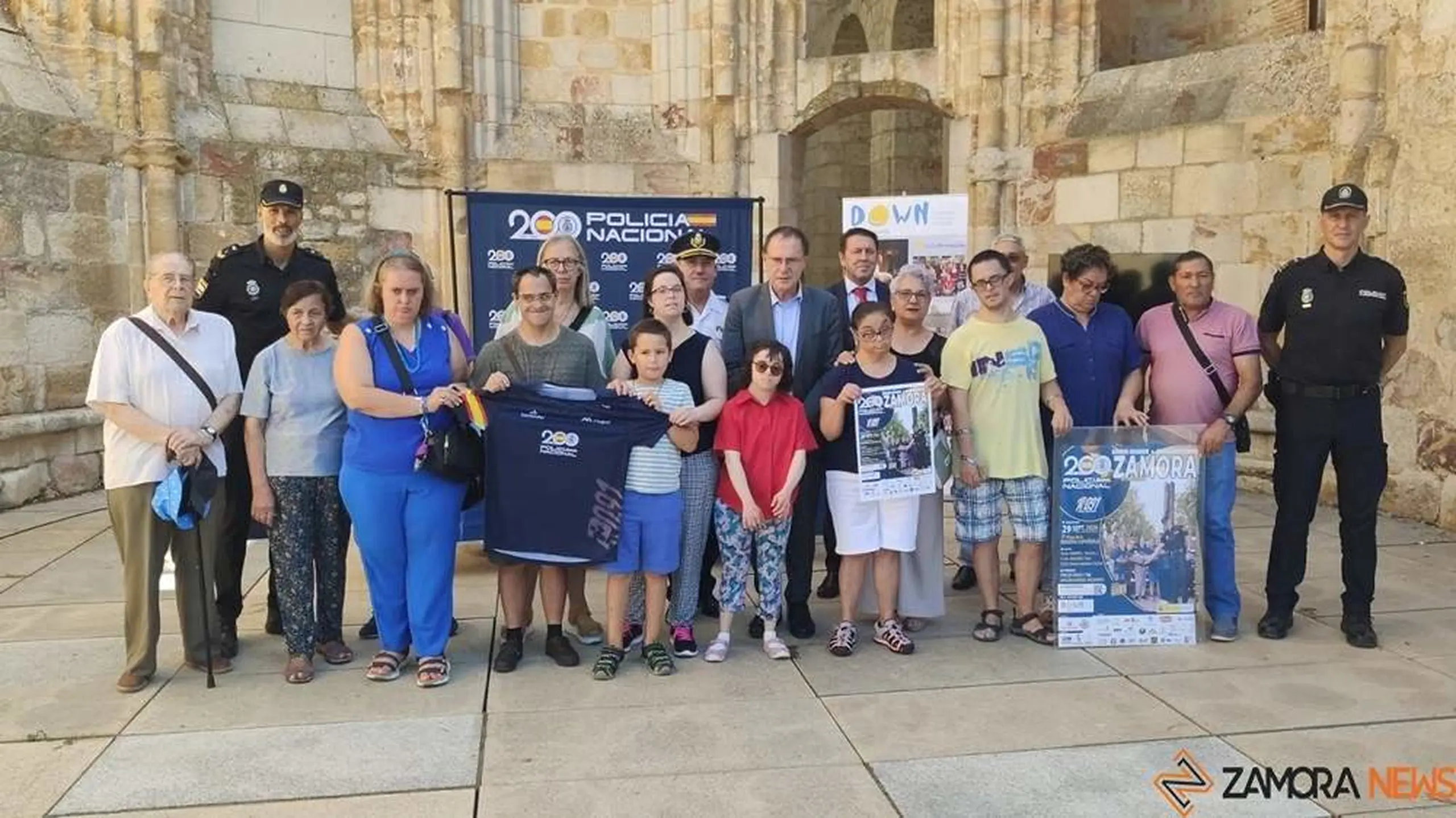 Presentación Carrera solidaria 091 bicentenario del CNP en beneficio de Down Zamora | Zamora News