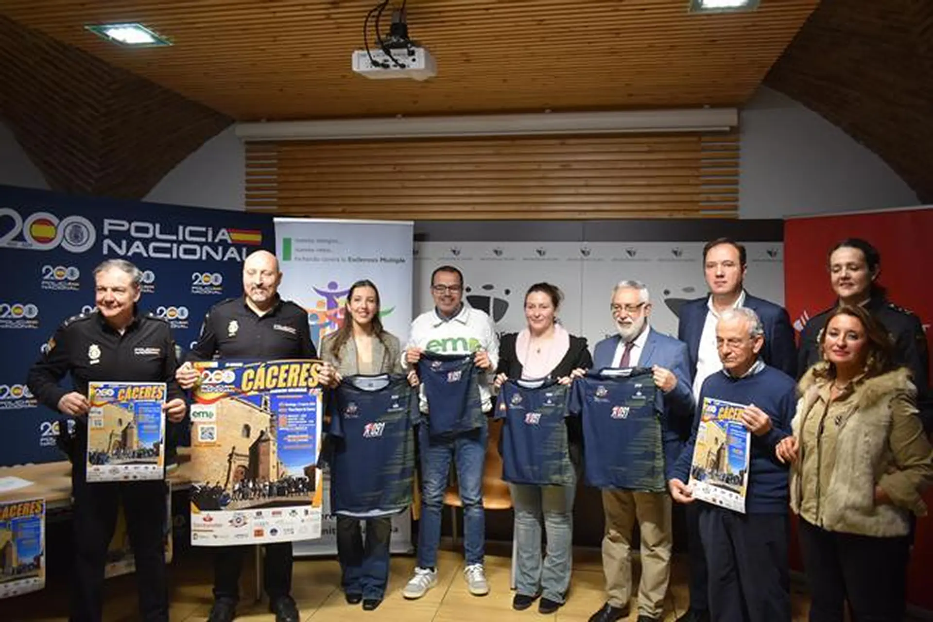 La Policía Nacional y Cáceres correrán contra la esclerosis múltiple en la tercera edición de Ruta 091 | El periódico de Extremadura